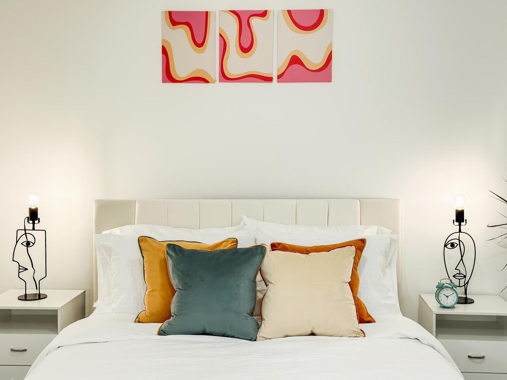 Stylish In Sm W Free Parking And Pool * Los Angeles