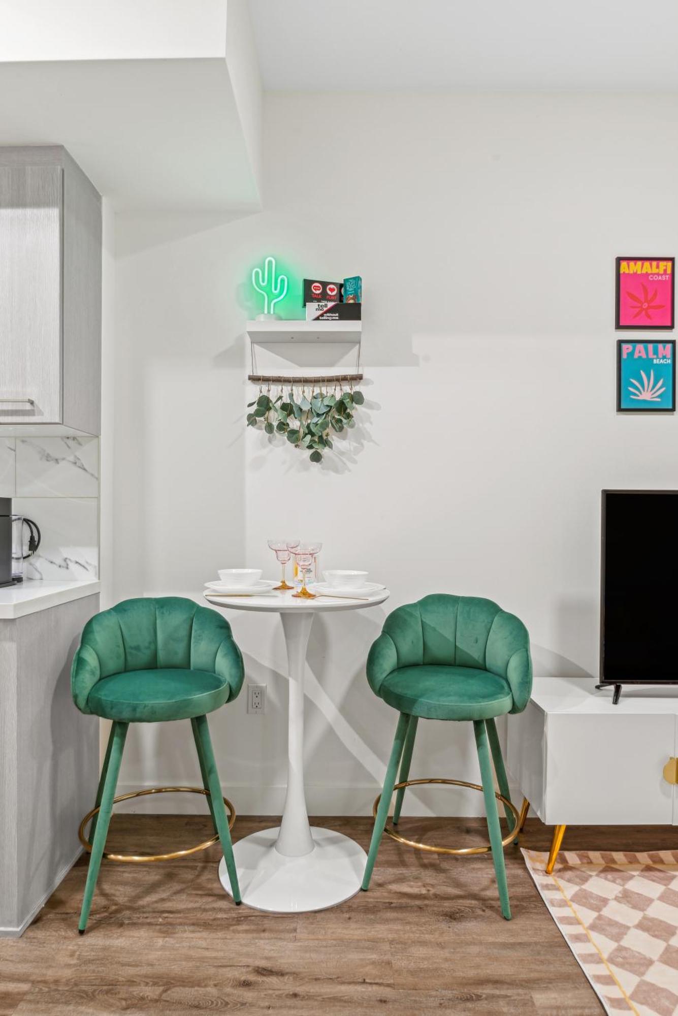 Appartement Stylish In Sm W Free Parking And Pool *